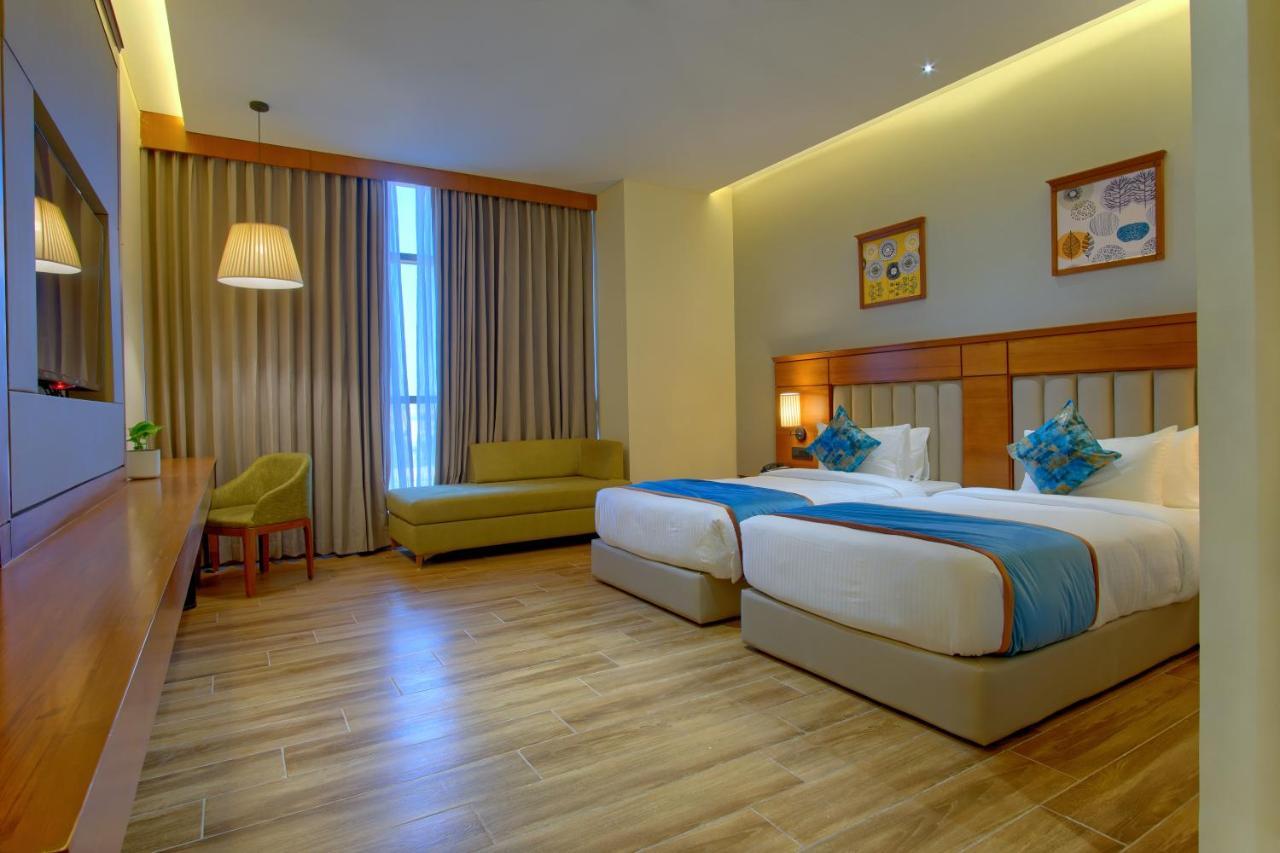 Hotel Sayaji Morbi Zewnętrze zdjęcie