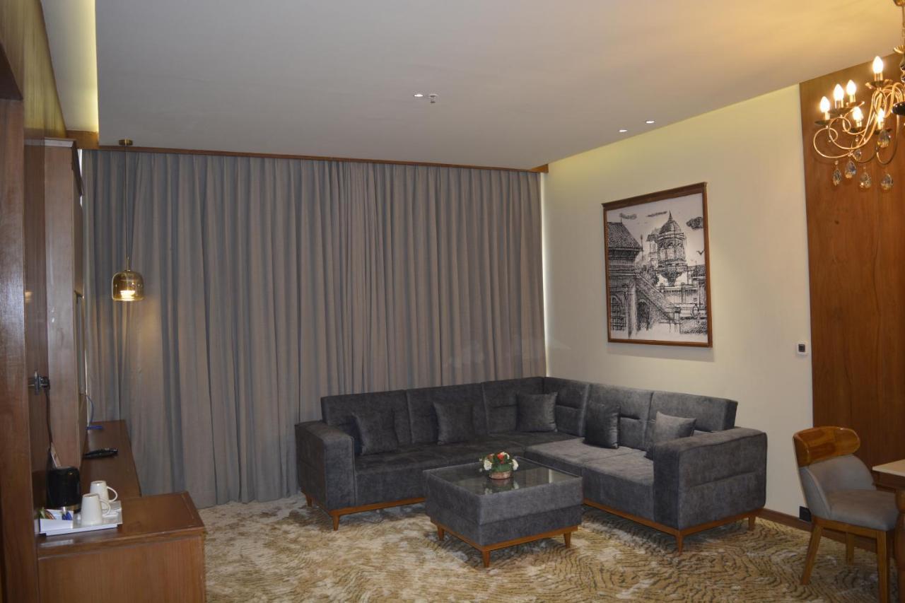 Hotel Sayaji Morbi Zewnętrze zdjęcie
