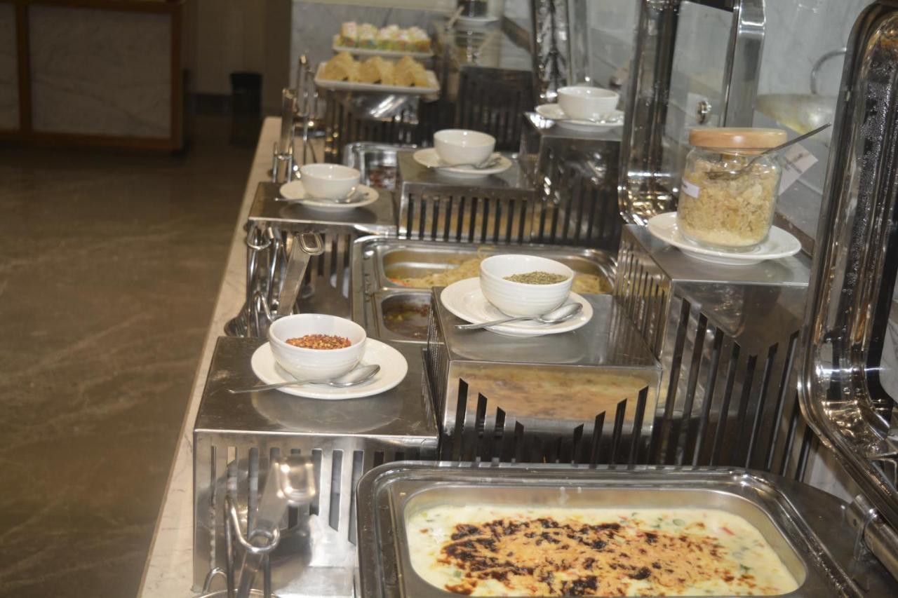 Hotel Sayaji Morbi Zewnętrze zdjęcie