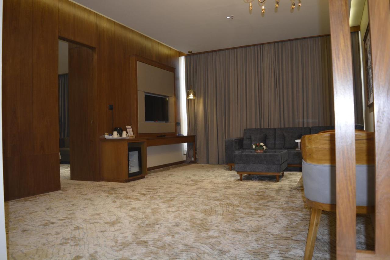 Hotel Sayaji Morbi Zewnętrze zdjęcie