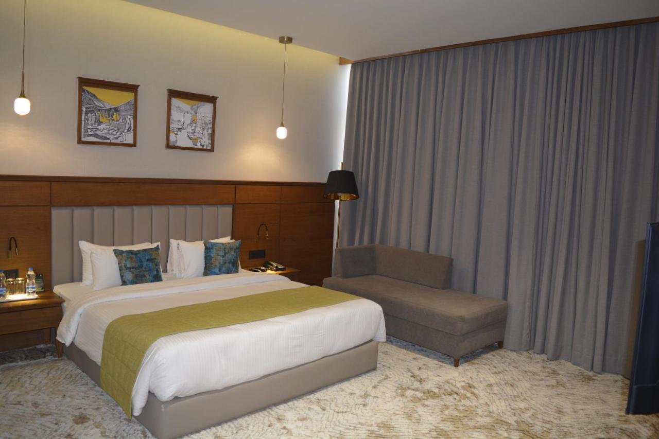 Hotel Sayaji Morbi Zewnętrze zdjęcie
