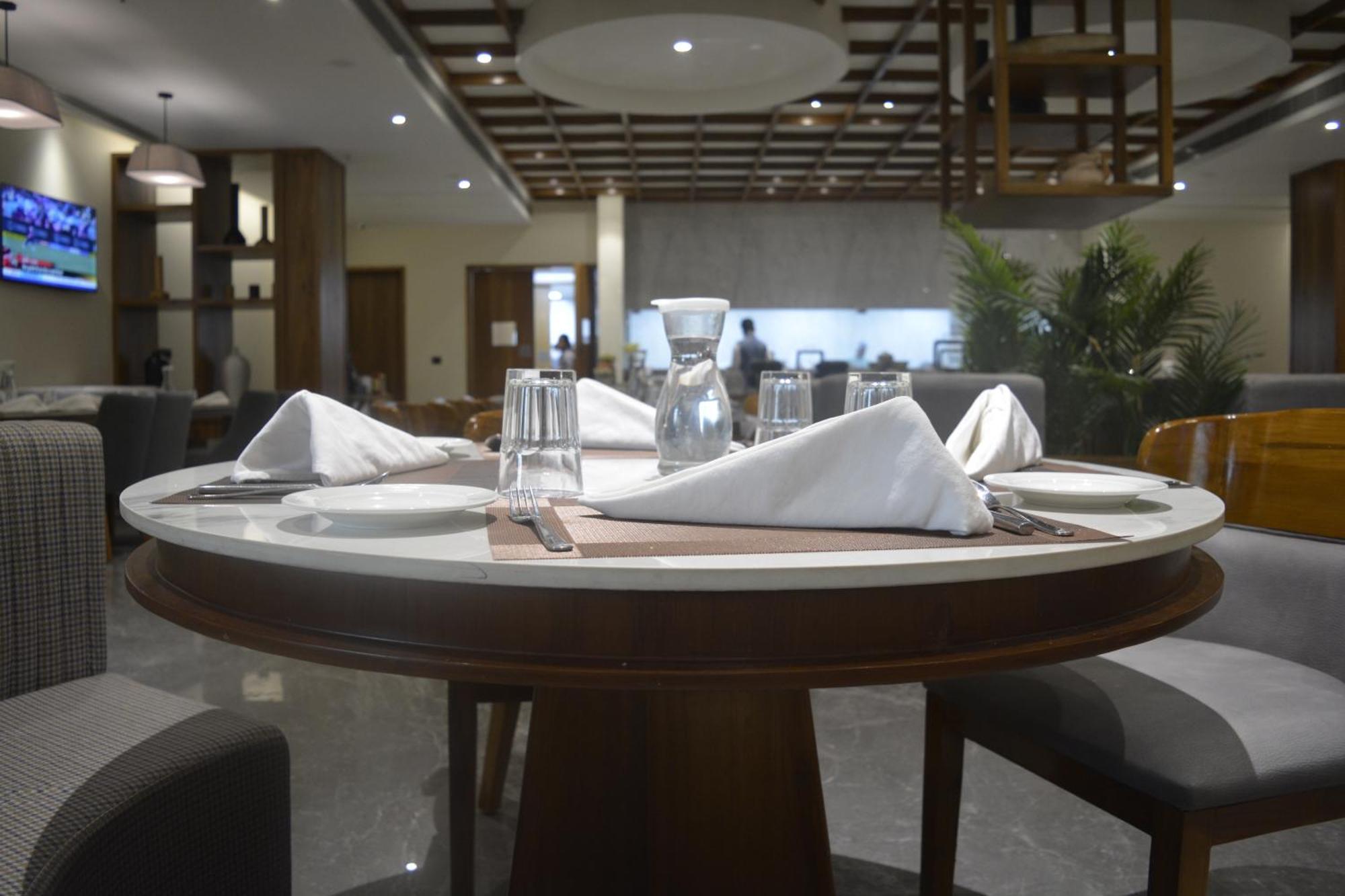 Hotel Sayaji Morbi Zewnętrze zdjęcie